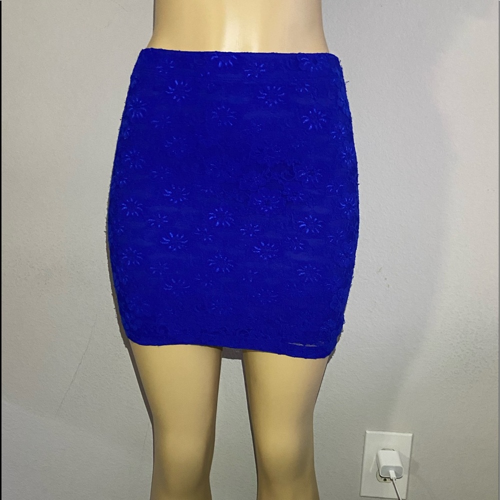 FOREVER 21 blue skirt size M